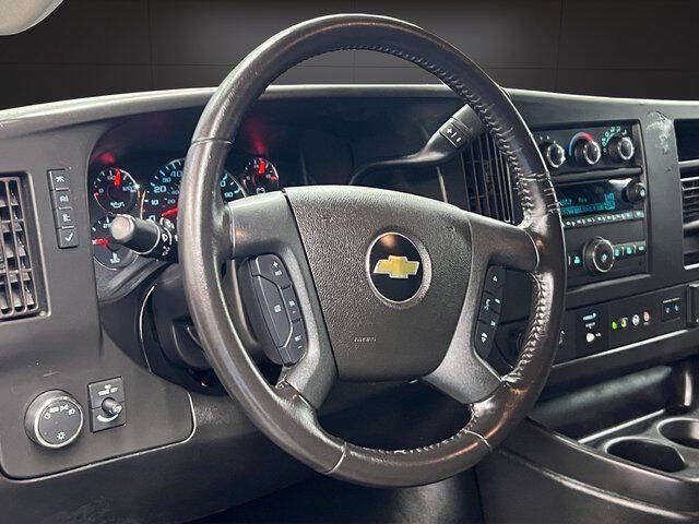 2021 Chevrolet Express 2500