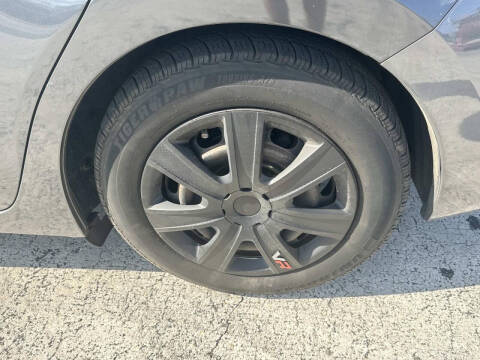 2015 Mazda MAZDA3 i Sport