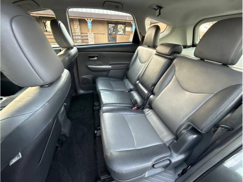 2012 Toyota Prius v