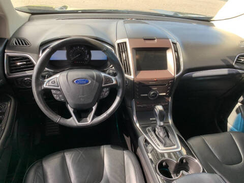 2016 Ford Edge Titanium