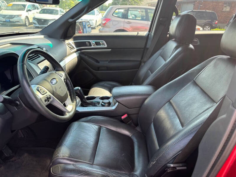 2011 Ford Explorer XLT