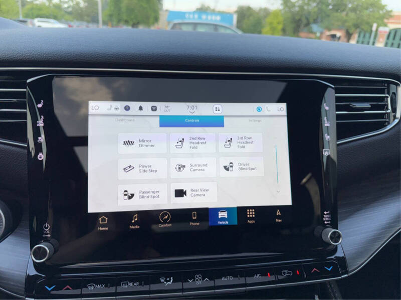 2024 Jeep Wagoneer Series III