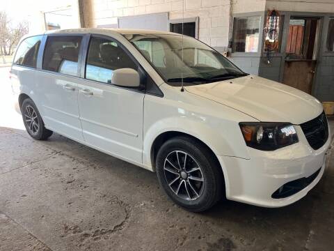 2014 Dodge Grand Caravan for sale at BEAR CREEK AUTO SALES in Spring Valley MN