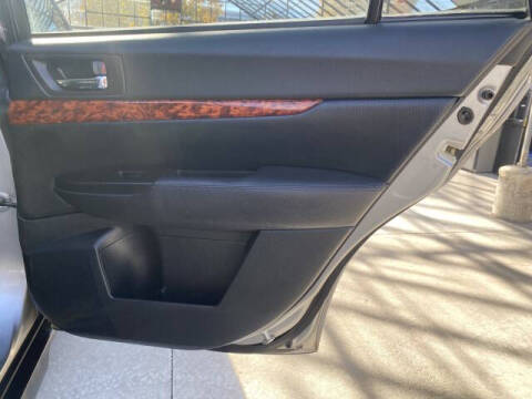 2011 Subaru Outback 2.5i Limited