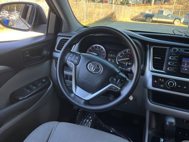 2016 Toyota Highlander