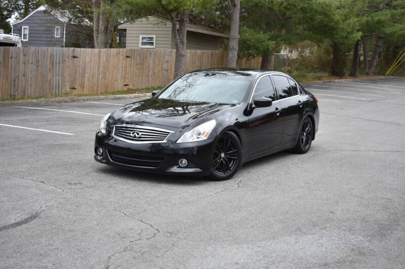 2010 Infiniti G37 Sedan for sale at Alpha Motors in Knoxville TN