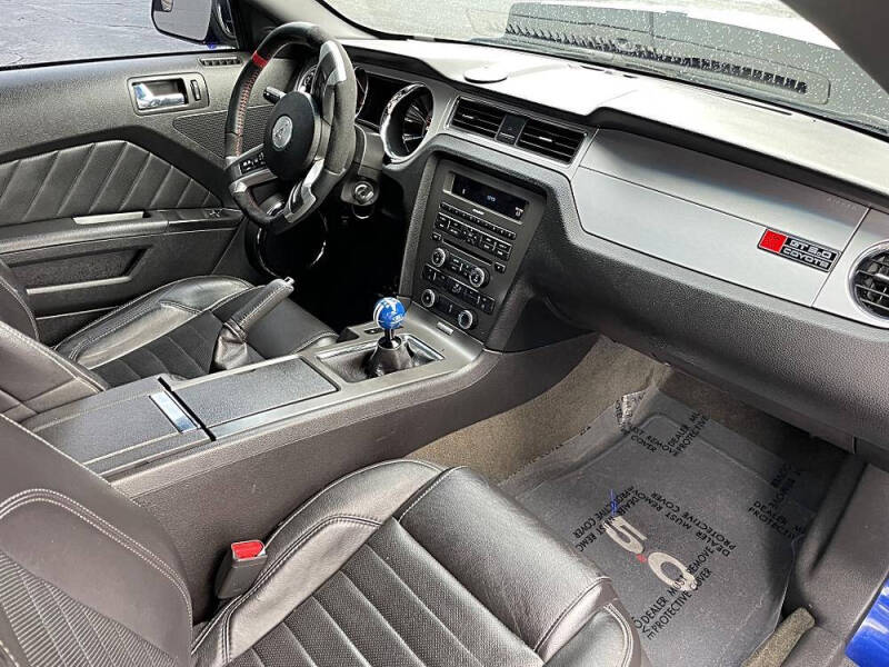 2013 Ford Mustang GT Premium