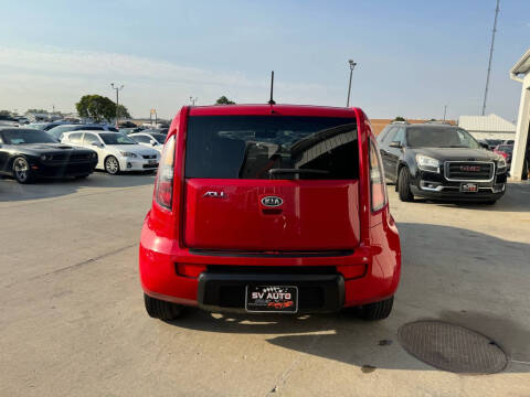 2011 Kia Soul +