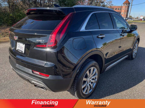 2023 Cadillac XT4 Premium Luxury