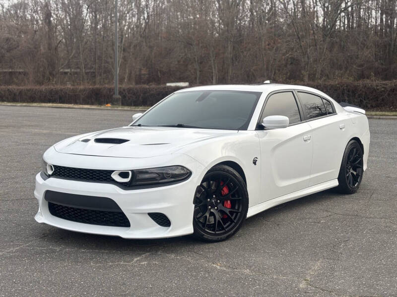 2016 Dodge Charger SRT Hellcat's photo