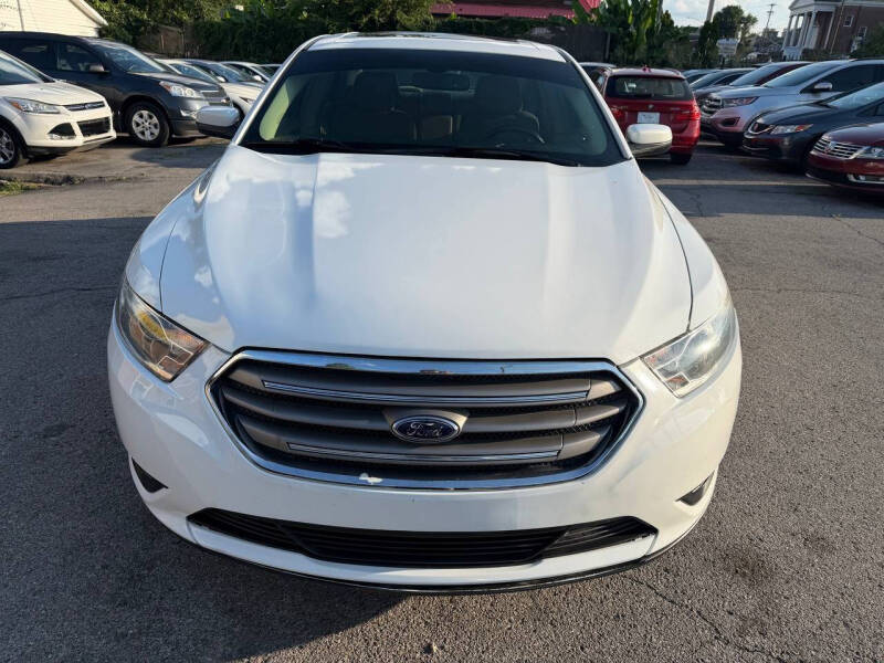 2014 Ford Taurus SEL