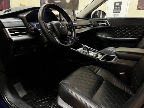 2022 Mitsubishi Outlander SEL