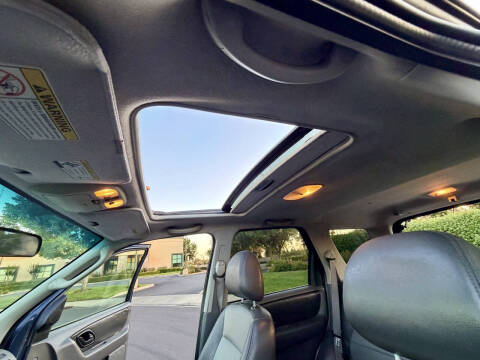 2003 Ford Escape XLT Popular 2