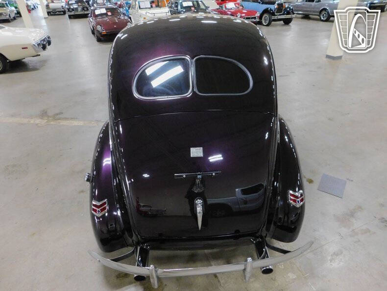 1940 Ford Deluxe