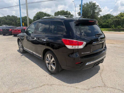 2013 Nissan Pathfinder Platinum