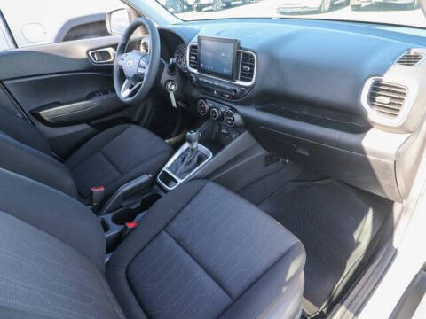 2021 Hyundai Venue SE