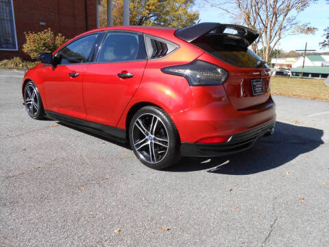 2018 Ford Focus ST