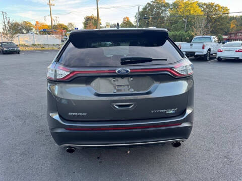 2018 Ford Edge Titanium