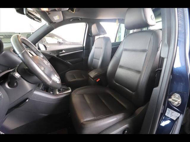2016 VOLKSWAGEN Tiguan SUV / Crossover - $12,597