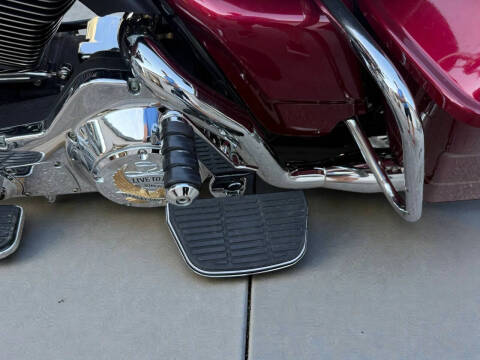 2004 Harley-Davidson FLHTCI Electra Glide Classic