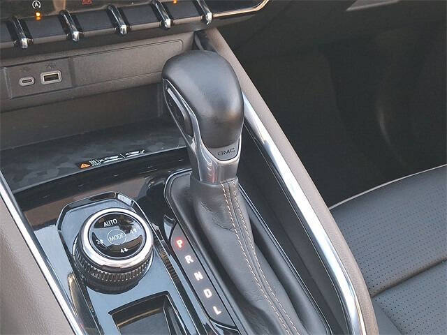 2024 GMC Canyon Denali