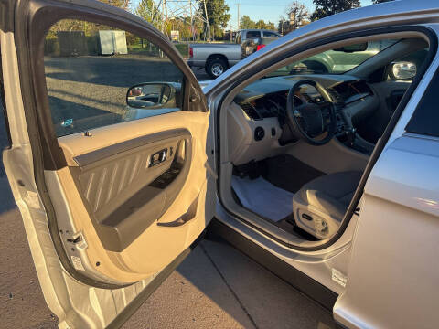 2012 Ford Taurus SEL