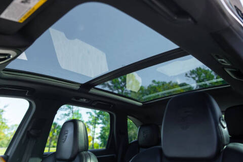 2017 Porsche Cayenne Platinum Edition