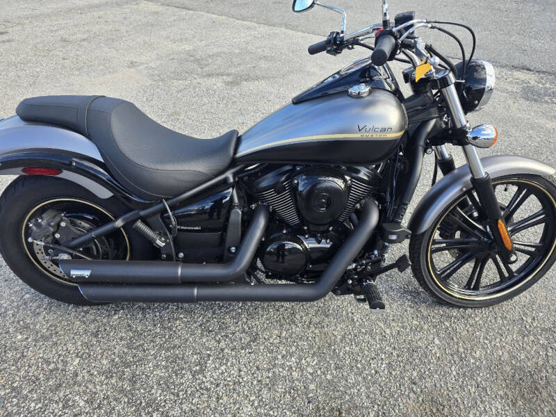 2020 Kawasaki Vulcan 900 Custom