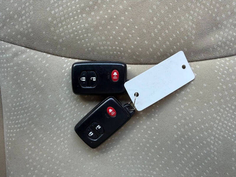 2012 Toyota Prius v