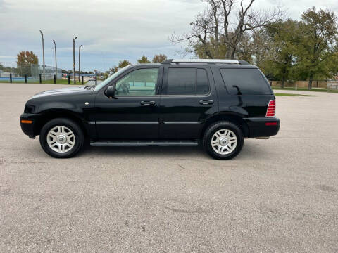 2005 Mercury Mountaineer for sale at Grace Motors LLC in Sullivan MO