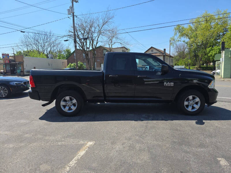 2017 RAM 1500 Express