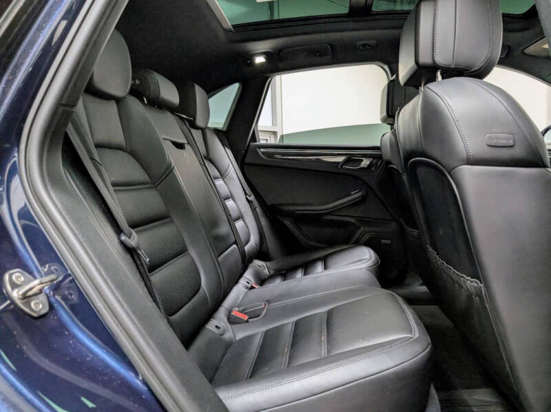 2015 Porsche Macan S