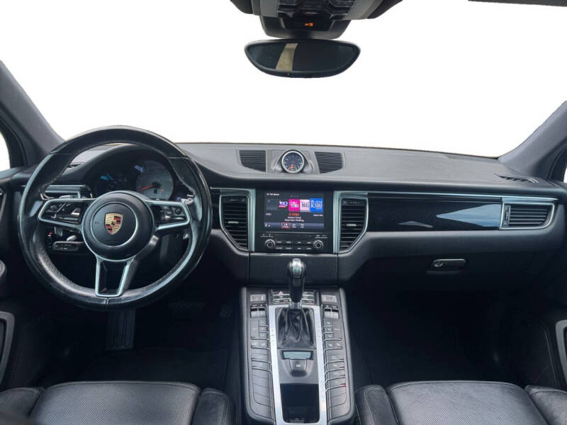 2017 Porsche Macan S