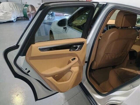 2015 Porsche Macan S