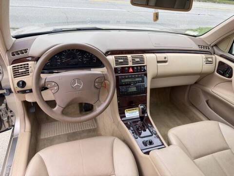 2001 Mercedes-Benz E-Class E 320