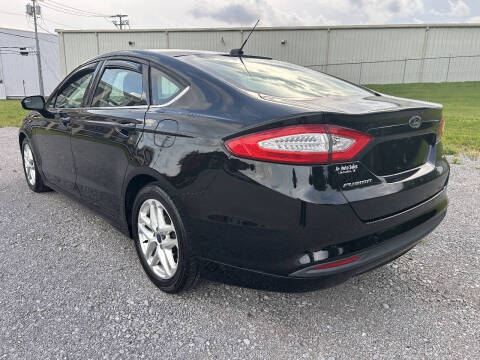 2016 Ford Fusion SE
