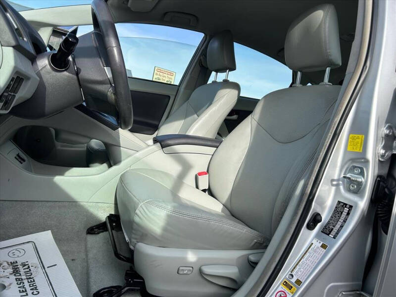 2010 Toyota Prius II