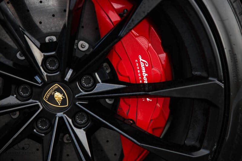 2020 Lamborghini Urus