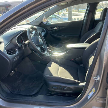 2022 Chevrolet Malibu LT