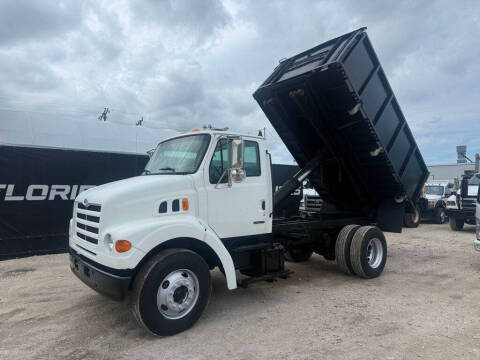 2000 Sterling L7501