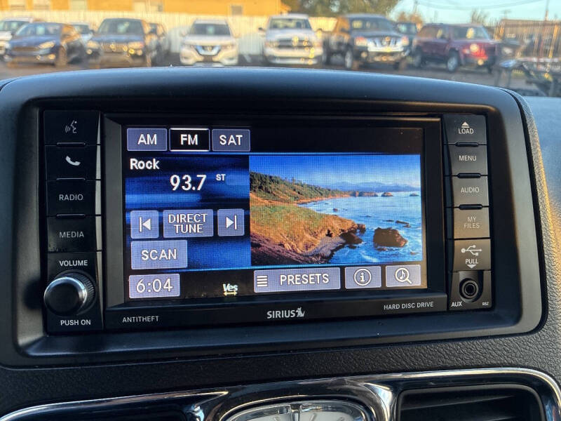 2016 Chrysler Town and Country Touring