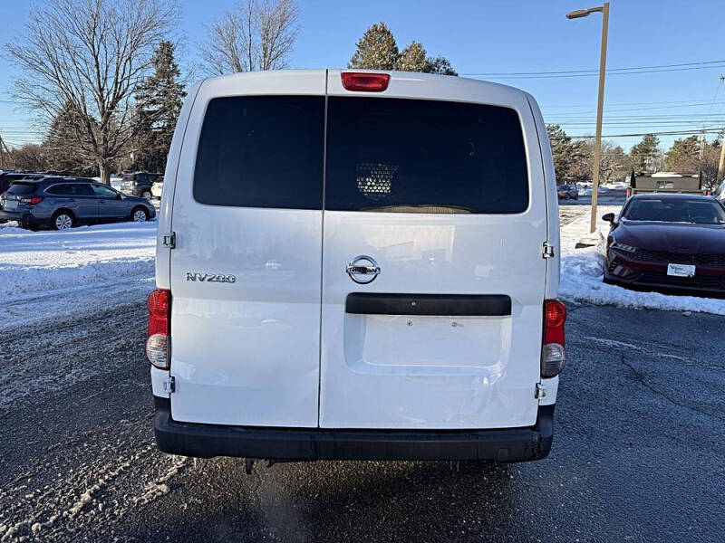 2014 Nissan NV200 S