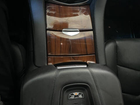 2017 Cadillac Escalade Luxury