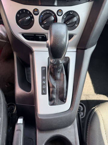 2014 Ford Focus SE