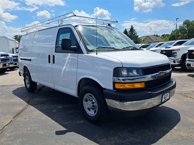 2025 Chevrolet Express 2500