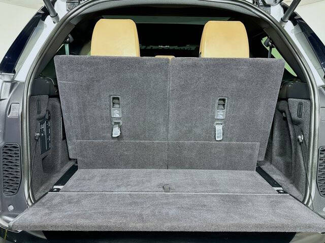 2023 Land Rover Discovery P360 HSE R-Dynamic