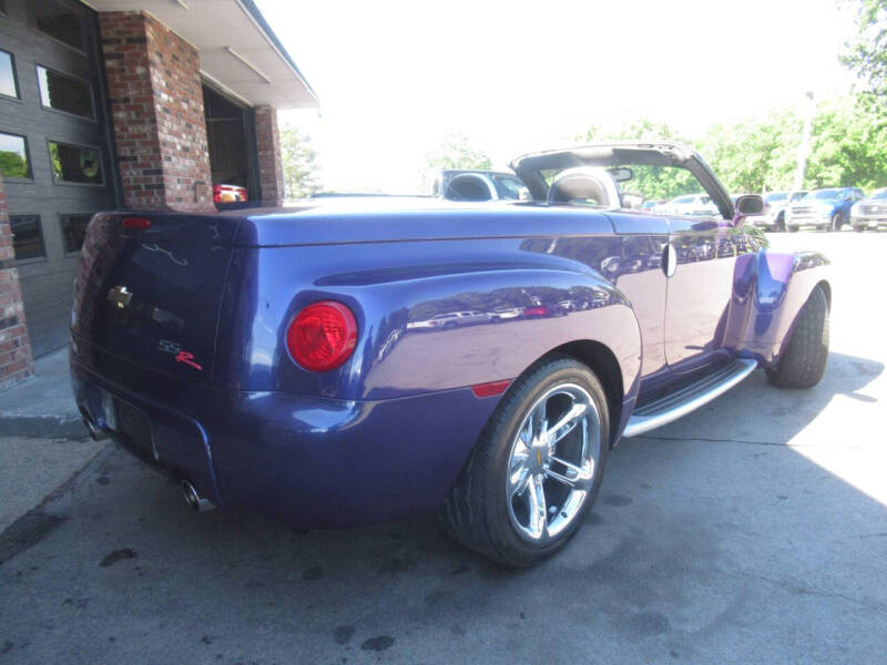 2004 Chevrolet SSR LS