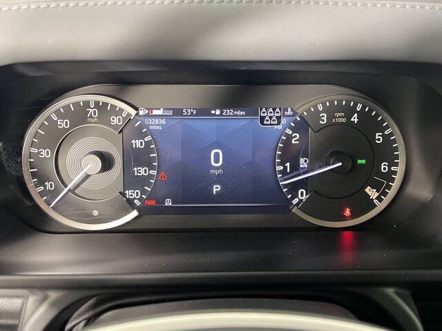 2023 Land Rover Defender 110 SE