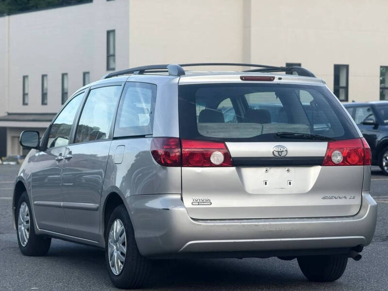 2008 Toyota Sienna