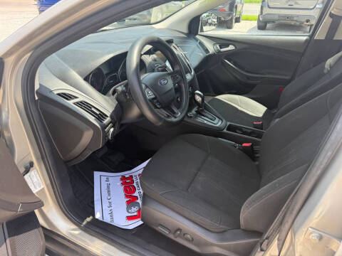 2016 Ford Focus SE